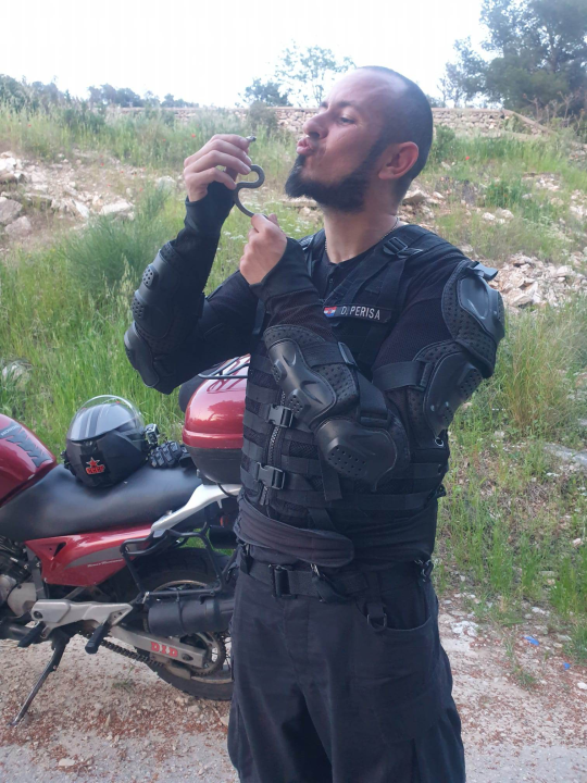 Denis Periša iz garaže na Poljani spasio zmiju: ‘Ne trebate se bojati’