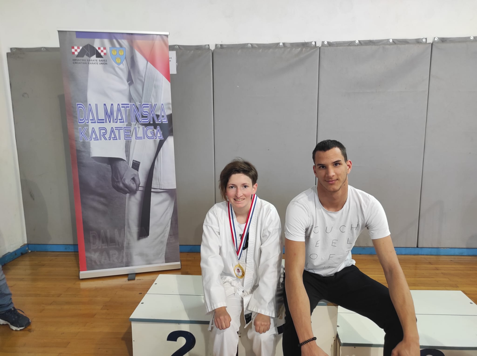 Šibenske parakaratašice Nika, Julija i Dora osvojile tri medalje