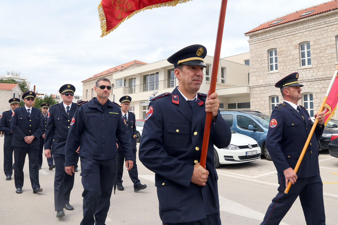 U Vodicama proslavljeni Našašće svetog križa i Dana grada