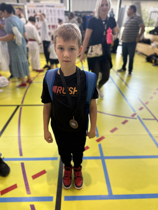 Članovi Karate kluba Murter iz Splita se vratili s devet medalja 