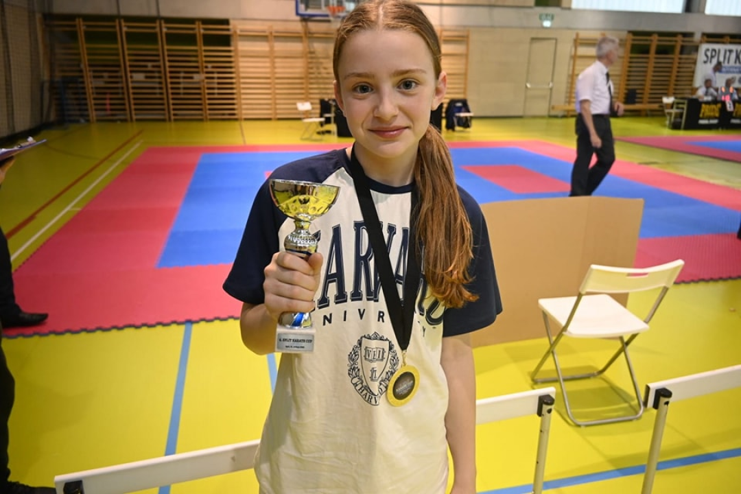 KK Okit opet najbolji: Iz Splita se vratili sa 42 medalje i peharom za najbolji klub turnira  