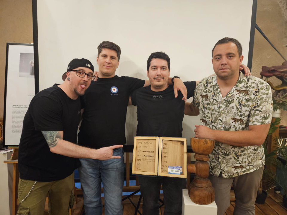 'Dražesni pupovci svibanjski' najbolja su pub kviz ekipa u Šibeniku: Osvojili su kvizašku ligu u Azimutu 