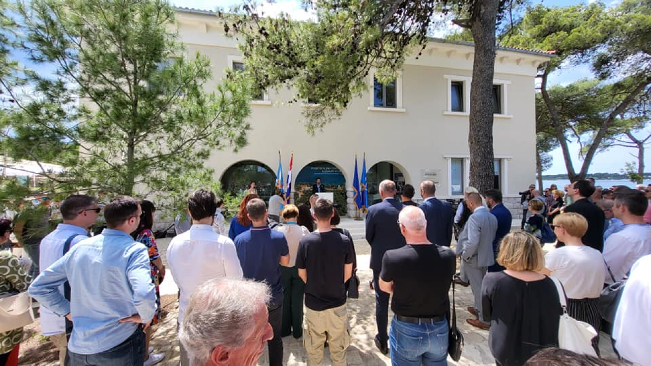 Svečano otvoren Posjetiteljski centar u kanalu sv. Ante: 'Šibenik je tvornica EU projekata!'