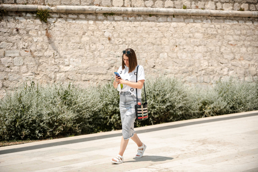 Lepršavi i laneni komadi preplavili ulice grada: Evo tko nam je upao u oko 