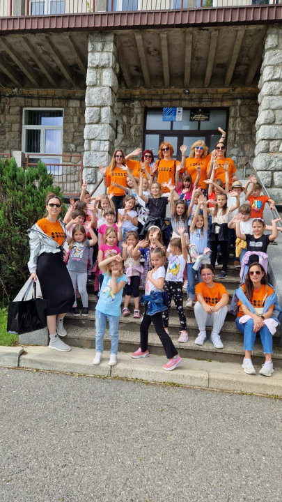 Najmlađi šibenski pjevači 'Cvrčci' nastupili na smotri dječjih zborova u Ravnoj Gori