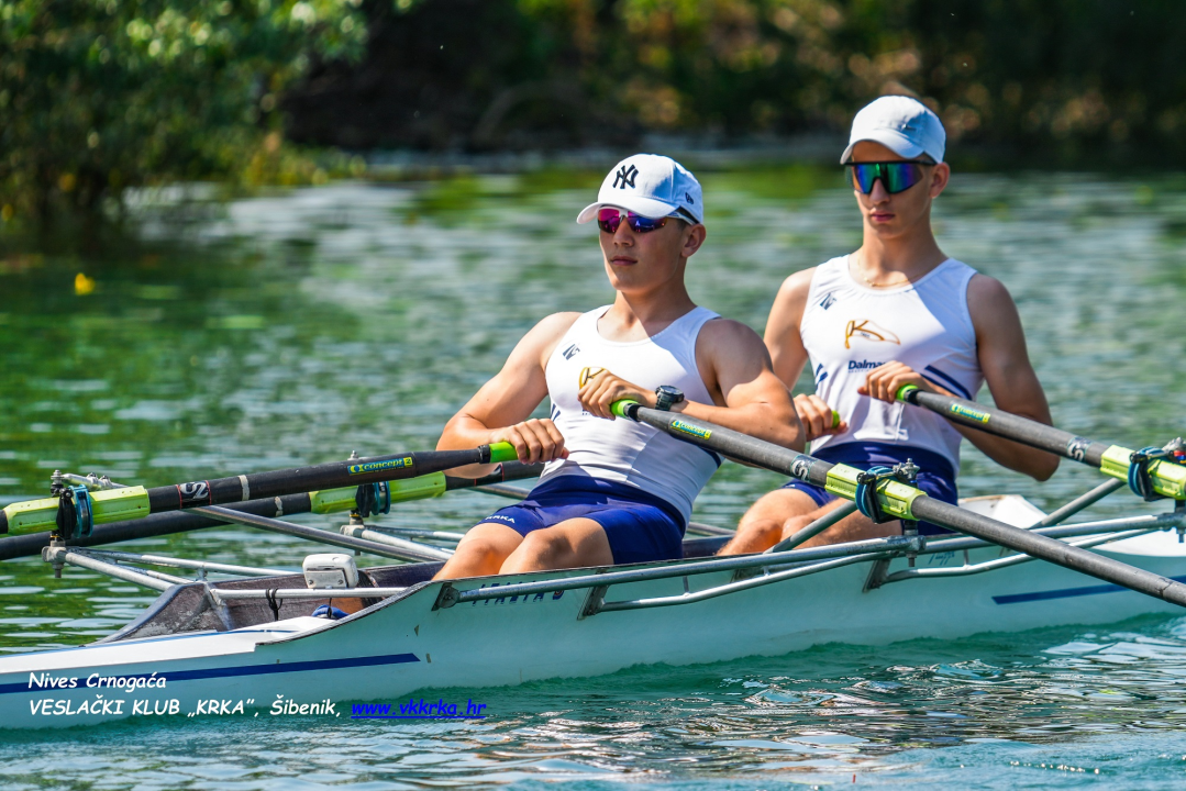 Veslači i veslačice VK 'Krka' sudjelovali na tradicionalnoj 25. međunarodnoj JUMBO regati  