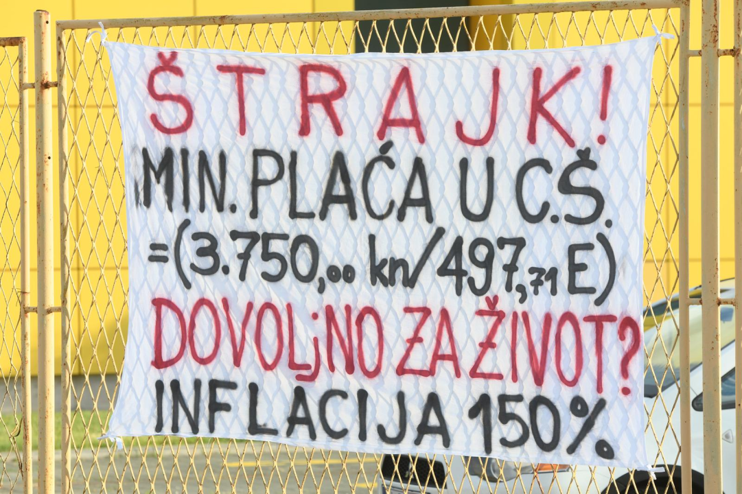 Počeo štrajk radnika Cesta Šibenik: ‘Tata kupio softvera, ŠČ!’