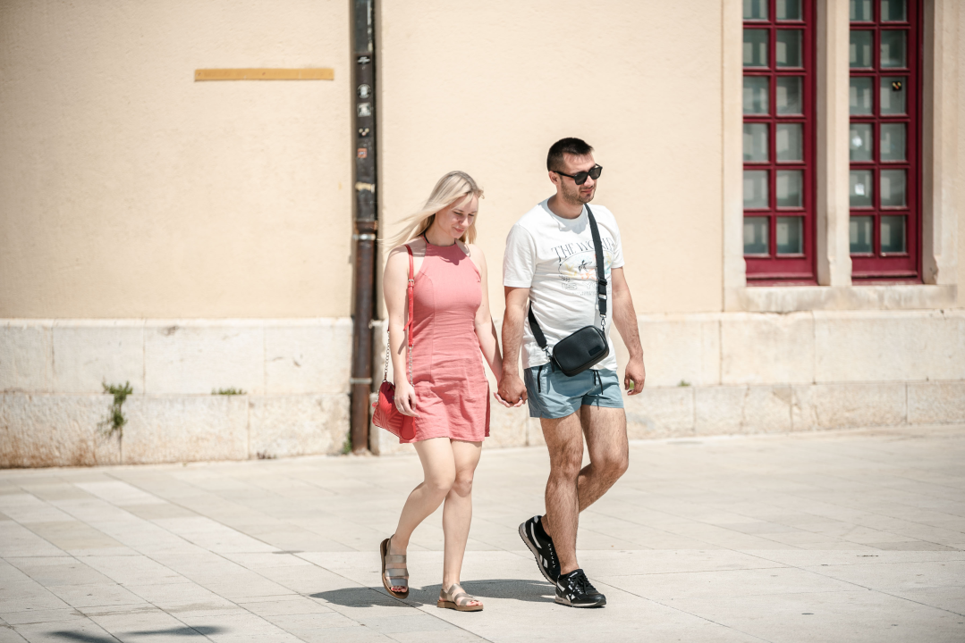 Ljetne haljine i lepršavi komadi preplavili su centar grada!