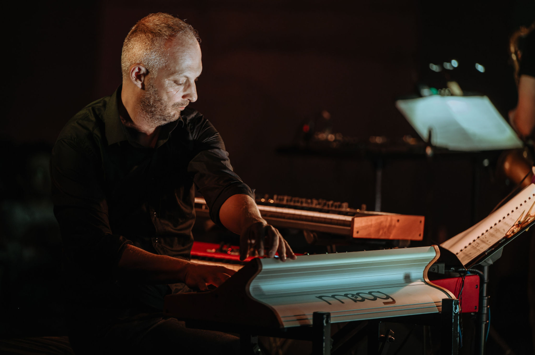 Zalazak, 'buka' i urbane projekcije: Bruna Matić predstavila audio-vizualni projekt NOISE