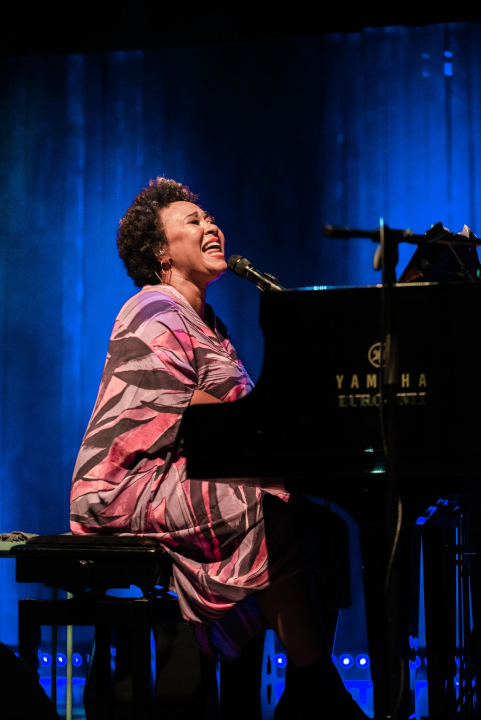  Emeli Sandé prvi put nastupila u Hrvatskoj, a publiku u Šibeniku osvojila je emocijama 