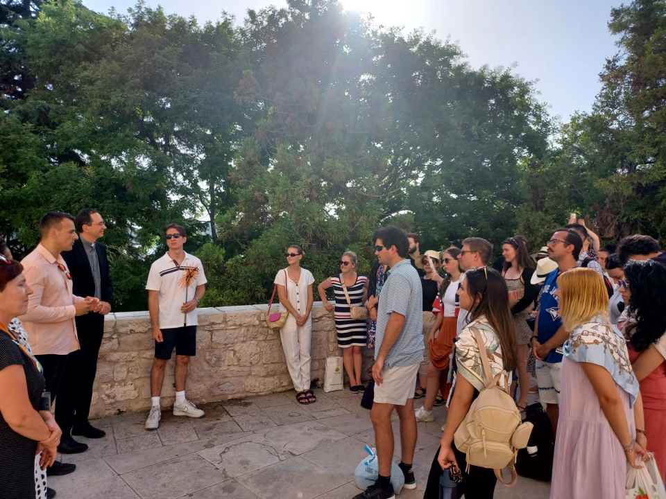  Polaznici 'Ljetne škole Domovina' posjetili Šibenik: Potomci su hrvatskih iseljenika