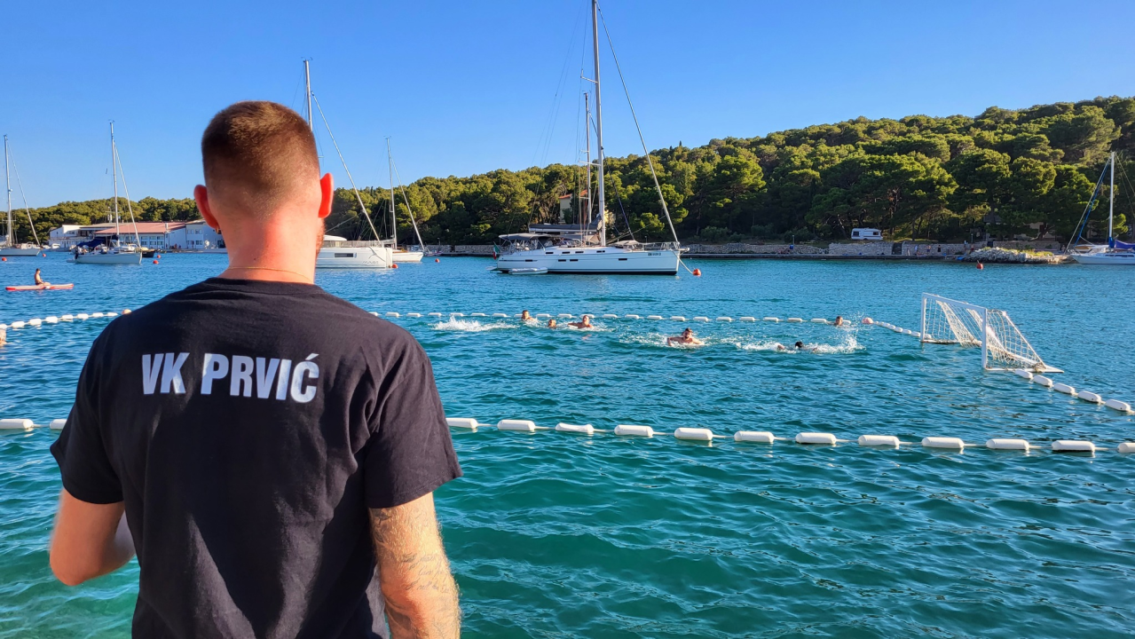Povijesna utakmica za Prvić Luku: Kako je vaterpolo uzburkao usnulu valu...