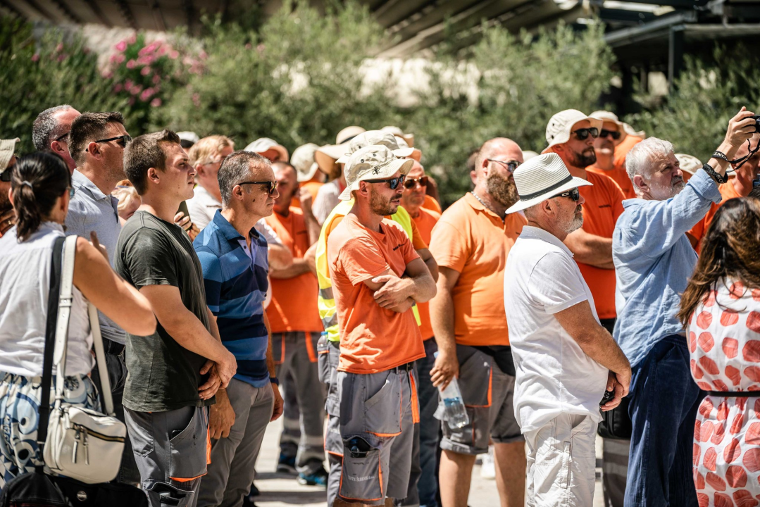 Radnici Cesta Šibenik održali novi prosvjed: 'Župan uništava ovu tvrtku i ove ljude'