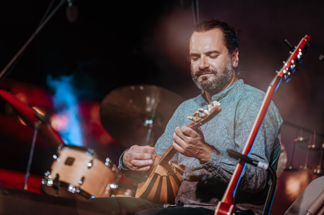 Zmaj Orko Star na Barone Jazz Festivalu: Ispitivanje granica svemira, zemaljskih korijena i energije pokreta