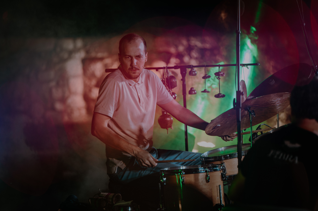 Zmaj Orko Star na Barone Jazz Festivalu: Ispitivanje granica svemira, zemaljskih korijena i energije pokreta