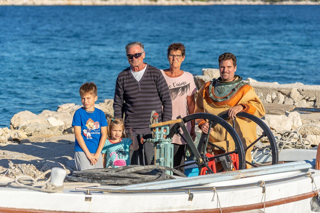 Obitelj Tanfara dala je generacije spužvara: 'To je kruh sa sedam kora, ali ljubav prema tome naslijedio je i naš sin'