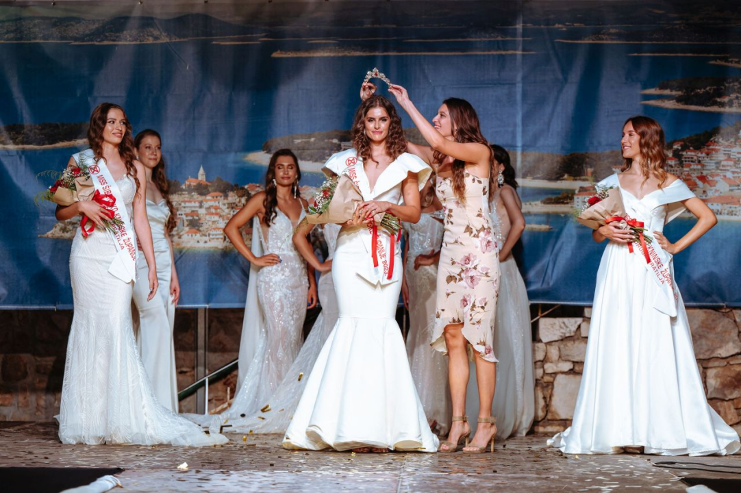 Antea Krnić nova je miss Šibensko-kninske županije