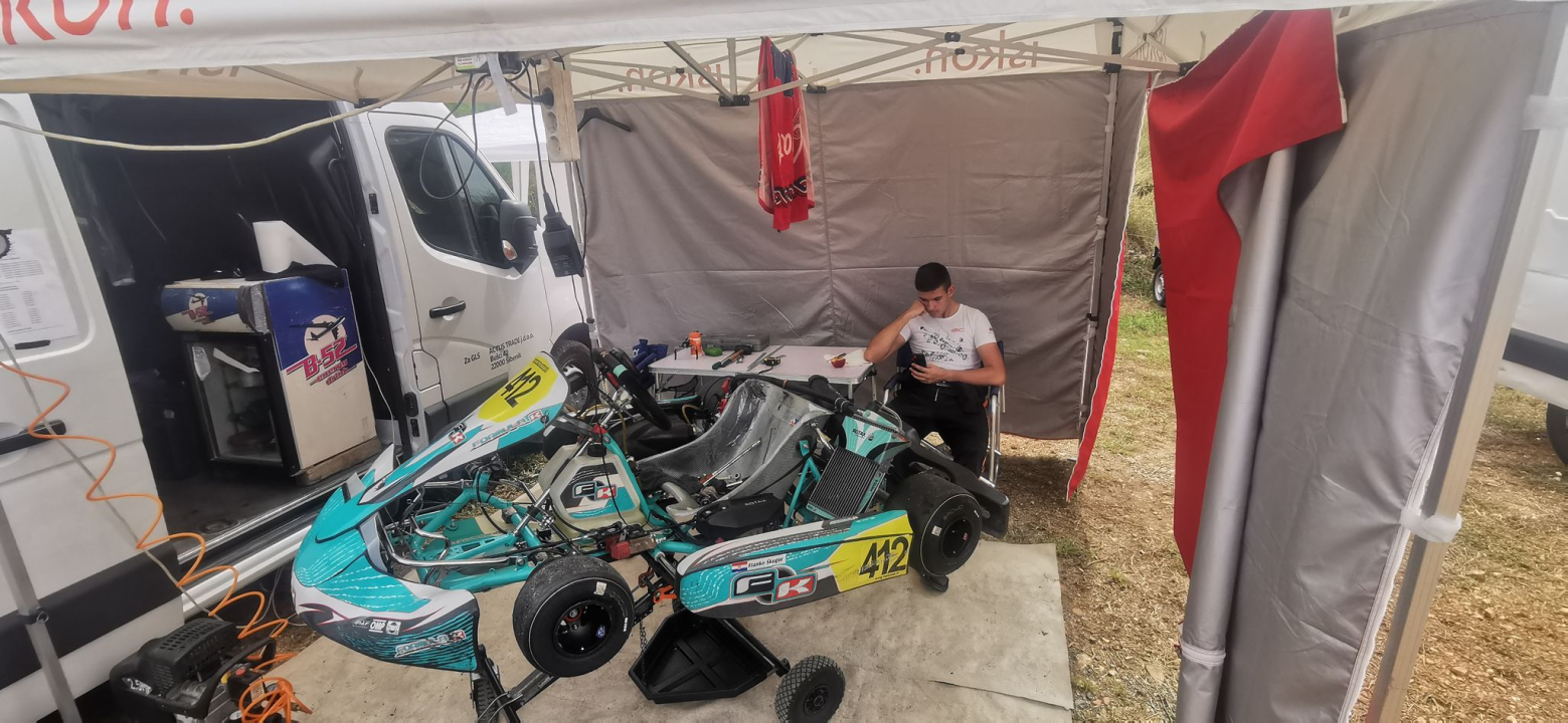 Šibenski kartingaš Franko Škugor treći na drugoj nagradi Kartodroma Bura
