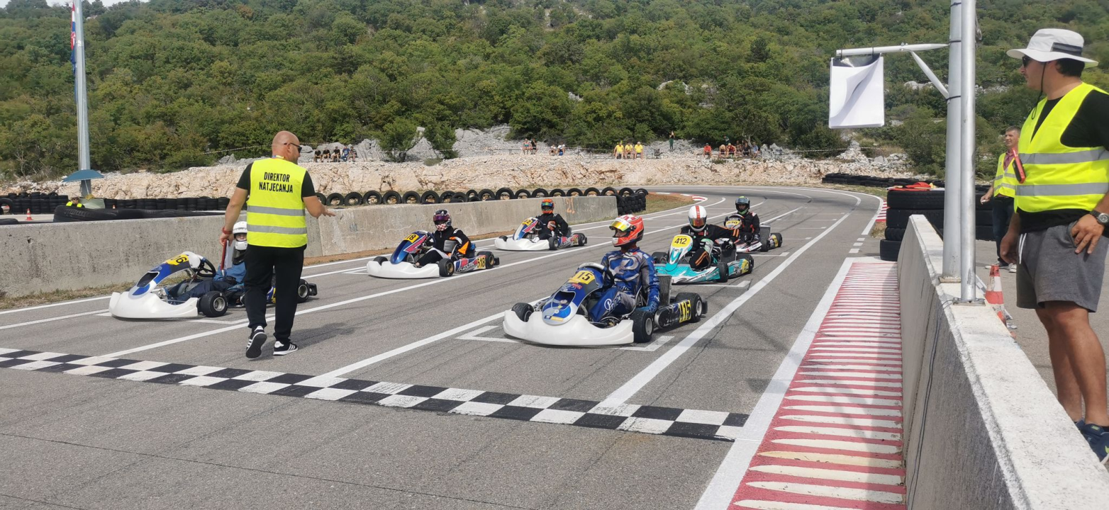Šibenski kartingaš Franko Škugor treći na drugoj nagradi Kartodroma Bura