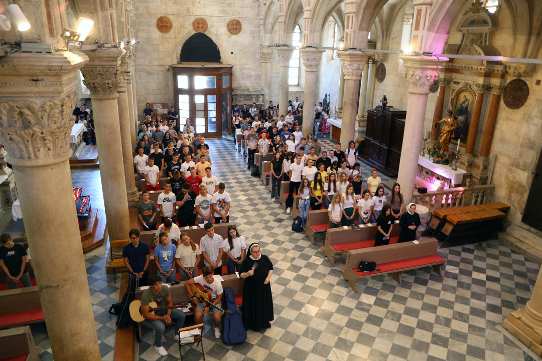 U katedrali održana tradicionalna misa za srednjoškolce