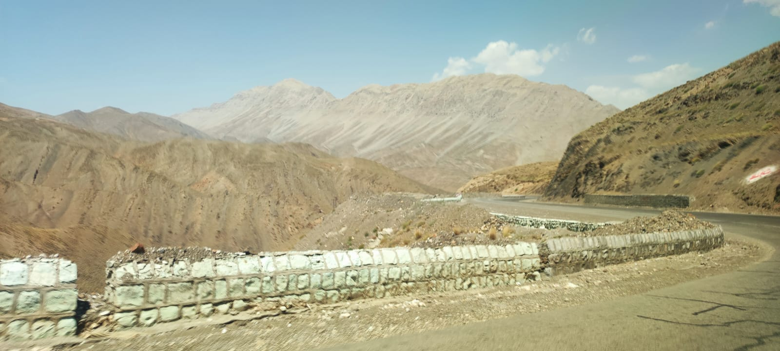 Petnaest planinara iz Šibenika krenulo u osvajanje najvećeg vrha u Iranu: Njih devetero je uspjelo!