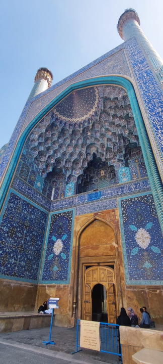 Petnaest planinara iz Šibenika krenulo u osvajanje najvećeg vrha u Iranu: Njih devetero je uspjelo!