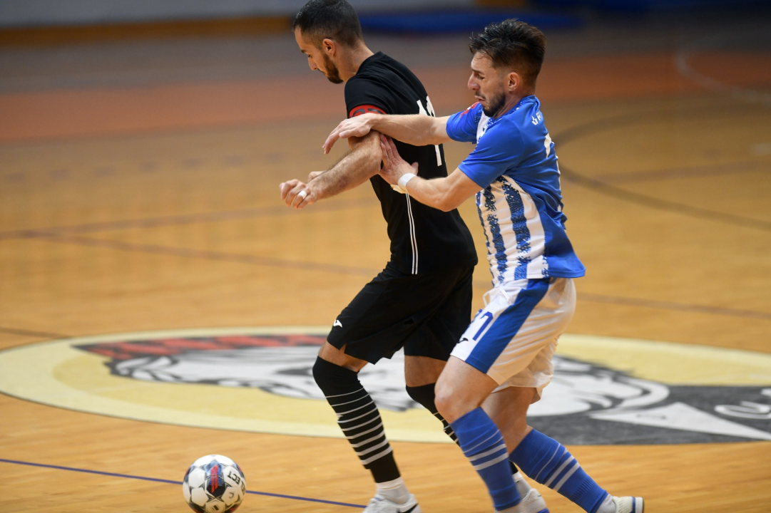 Crnica poražena na Baldekinu od Osijeka, presudili prekidi i kontre