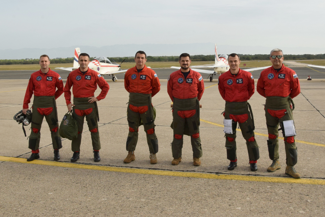 'Krila Oluje' ponovo pozdravila brojne hrvatske gradove: 'Srce nam je veliko kao kuća' 