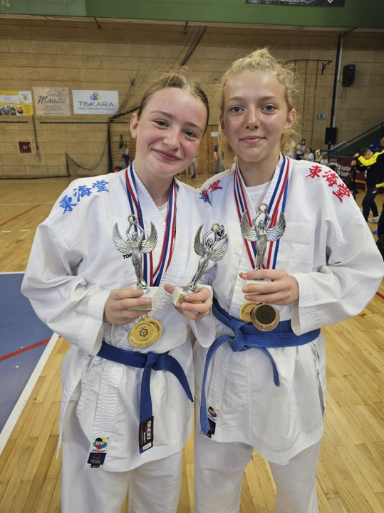 Vodički karataši na međunarodnom turniru osvojili 35 medalja