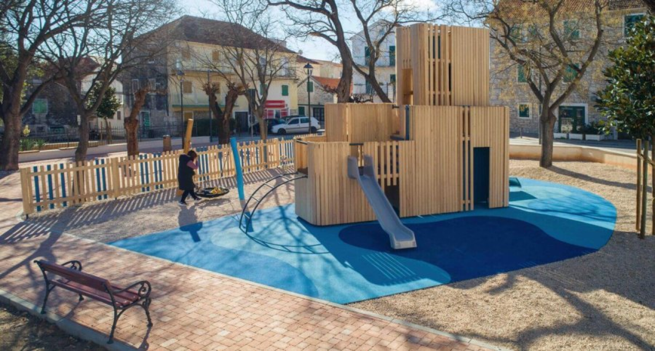 Dječje igralište u novouređenom parku u Vodicama osvojilo 'Oscara' za drvni dizajn