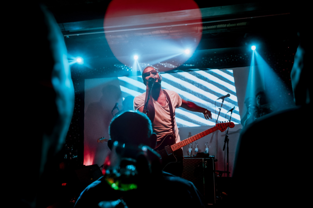 Post pankeri 'Algiers' energičnim koncertom 'shookirali' sinoć publiku u Šibeniku 