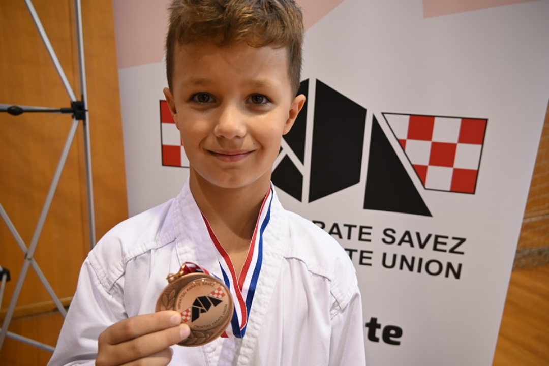 Karate klub Okit-Vodice osvojio 15 medalja na Prvenstvu Hrvatske za mlađe uzraste