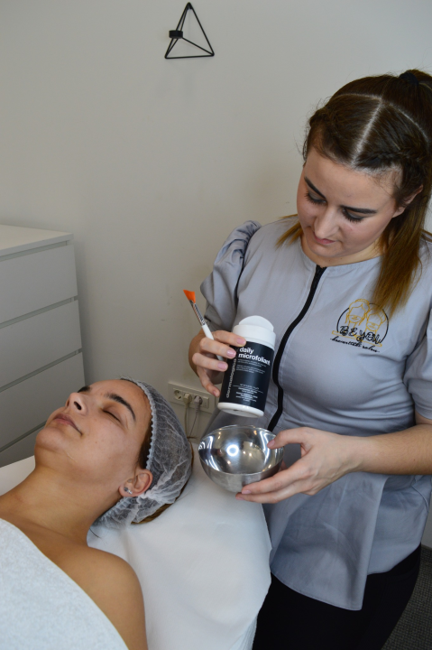 Iskoristite odličnu akciju i riješite se neželjenih dlačica u Be You salonu!