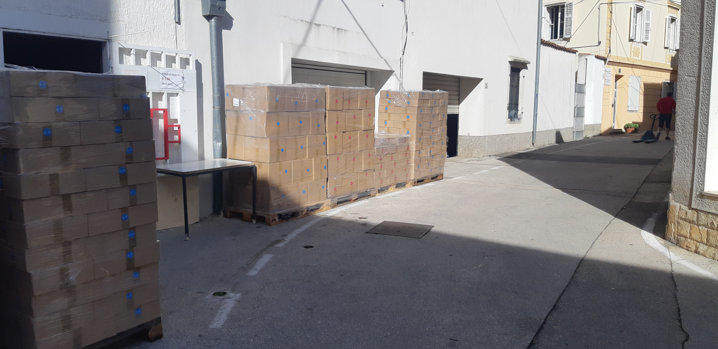 GDCK Šibenik počelo s podjelama školskog pribora za učenike osnovnih škola 