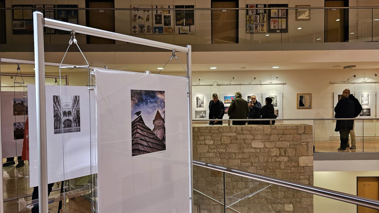 U knjižnici otvorena izložba 'Kalama, skalama, butama'