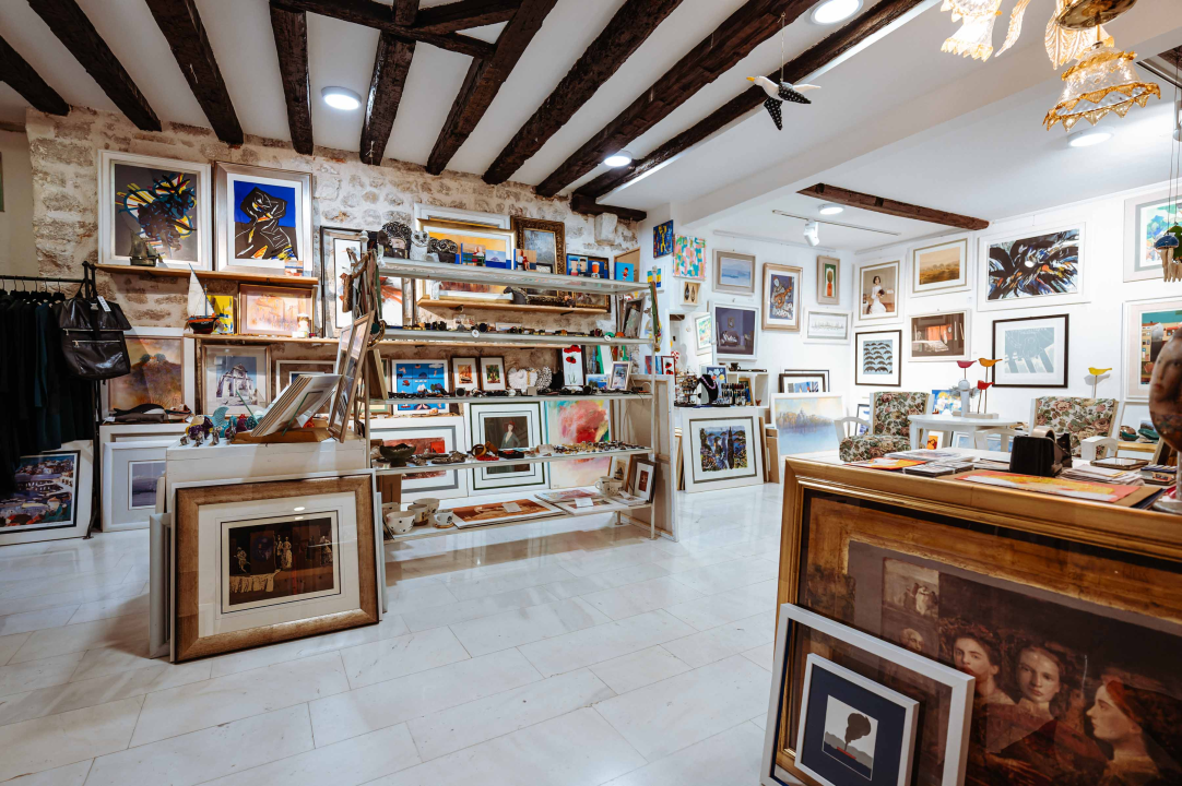 U Galeriji Juraj Dalmatinac na akciji Vjekoslav Stipica i Boris Bućan, prvi Hrvat u MoMA-i