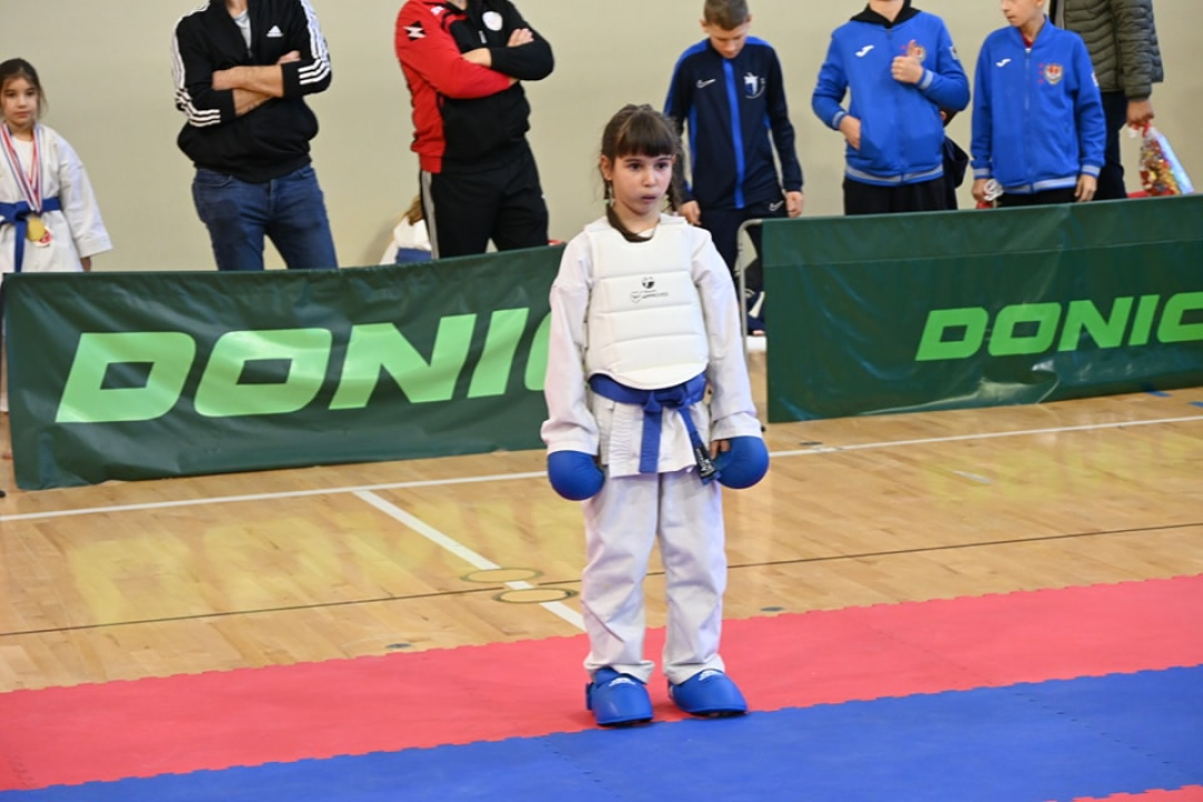 Pirovačke cure ostvarile odličan rezultat na karate turniru 