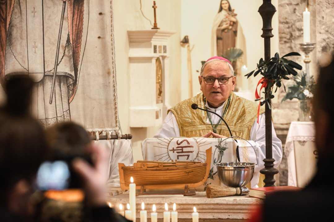 Blagdan sv. Nikole biskupa tradicionalno se slavi u svečevoj crkvi u Šibeniku