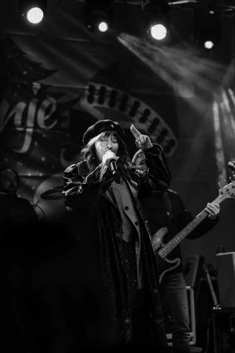 Lu Jakelić otvorila maraton koncerata na Adventuri: Večeras jazz, sutra Soulwarmersi pa Belan