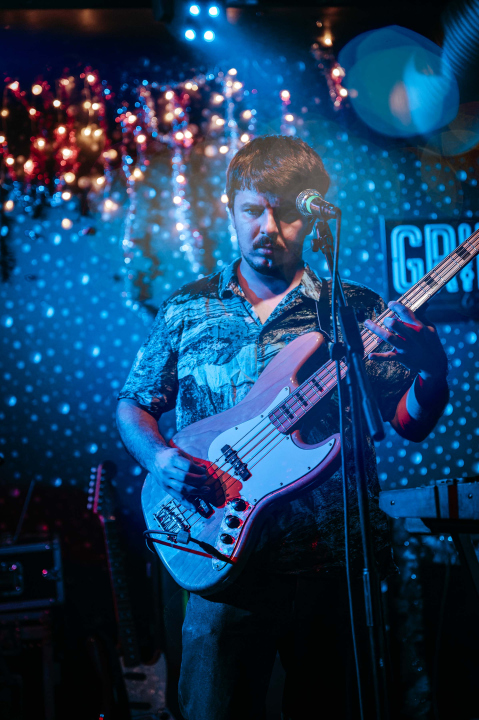 Svemirko sletio u Azimut i synth-pop hitovima rasplesao krcat podij