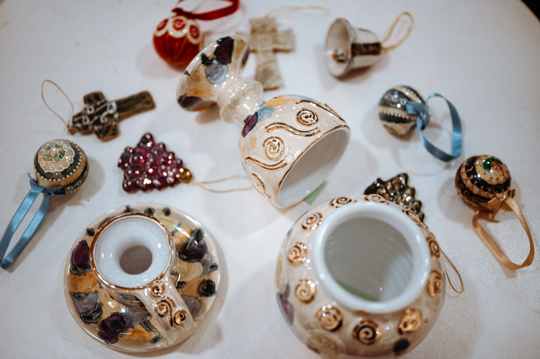 U Galeriji Juraj Dalmatinac potražite predivne unikatne poklone i umjetnine po odličnim cijenama 