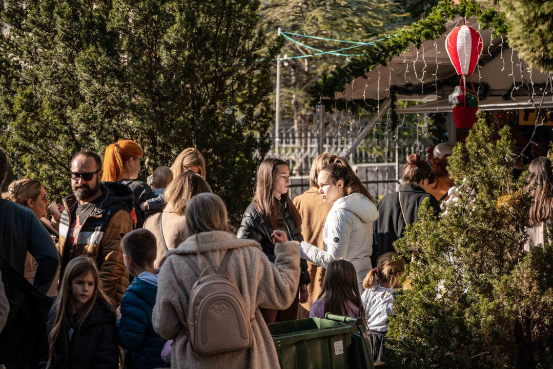 Vodički 'Spectrum' na Adventuri: Kava se pila uz glazbu od pedesetih do danas