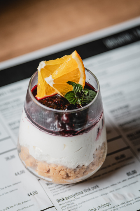 Povedite svoje najbliže i uživajte u vrhunskim zalogajima iz pizzerije Victoria! 