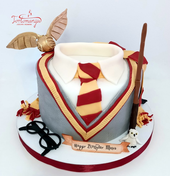 Josipa je ekonomiju zamijenila slastičarstvom i ljubav prema tortama pretvorila u posao: 'Obitelj mi je najveća podrška'