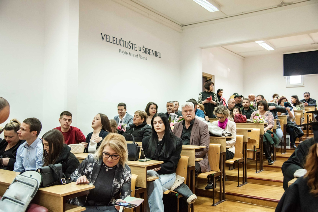 Promovirani magistri menadžmenta i javne uprave na Veleučilištu u Šibeniku