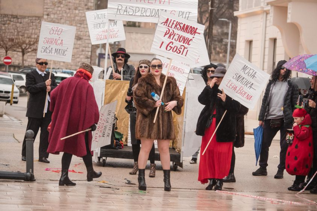 'Arena rasprodata 6. put' najbolja maska Drniškog krnjevala: Prijović 'zapalila' publiku i krnju