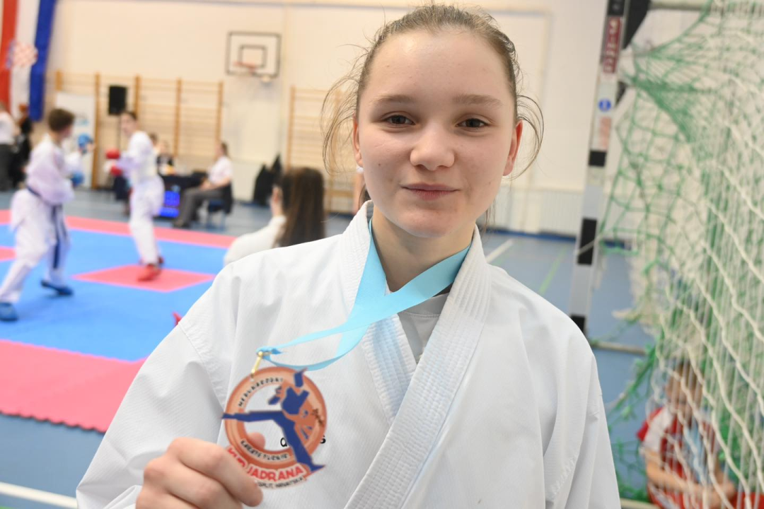 Vodički karataši vraćaju se kući sa 41 medaljom