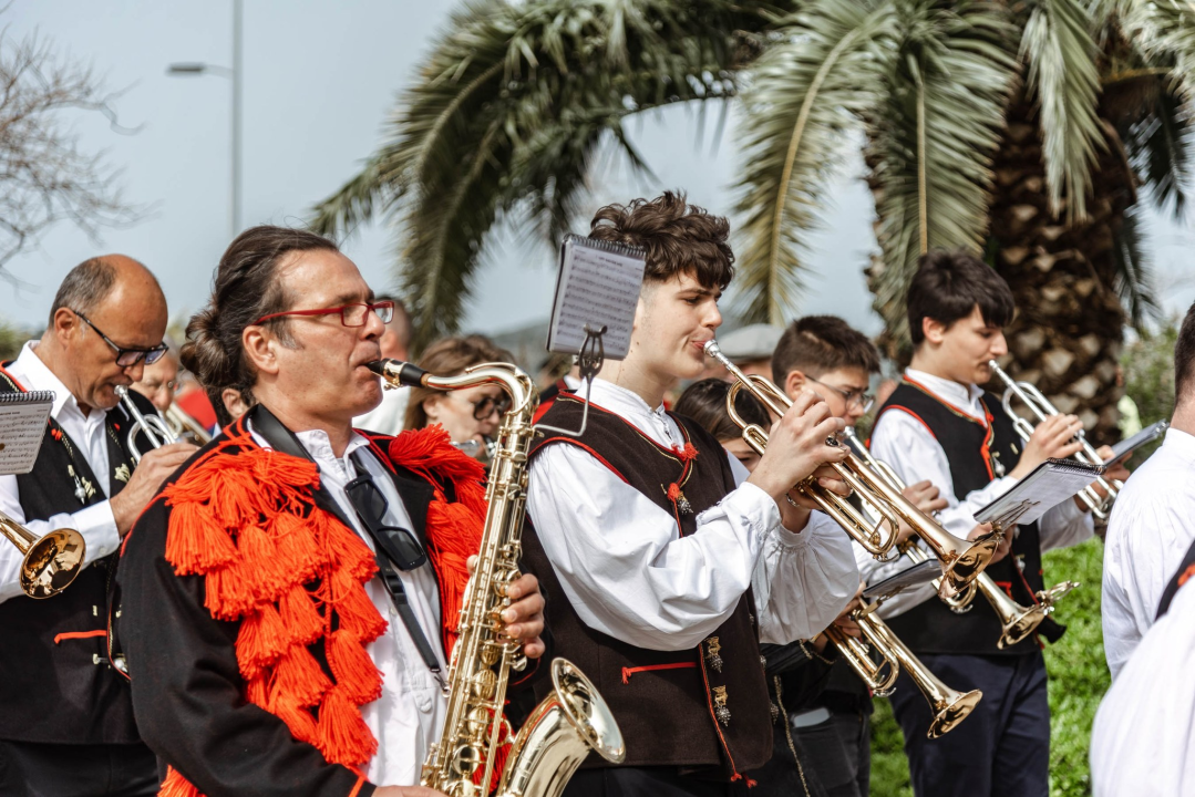 Uskrsni doručak i ove godine privukao brojne Šibenčane, fritaja 'planula' u nekoliko minuta