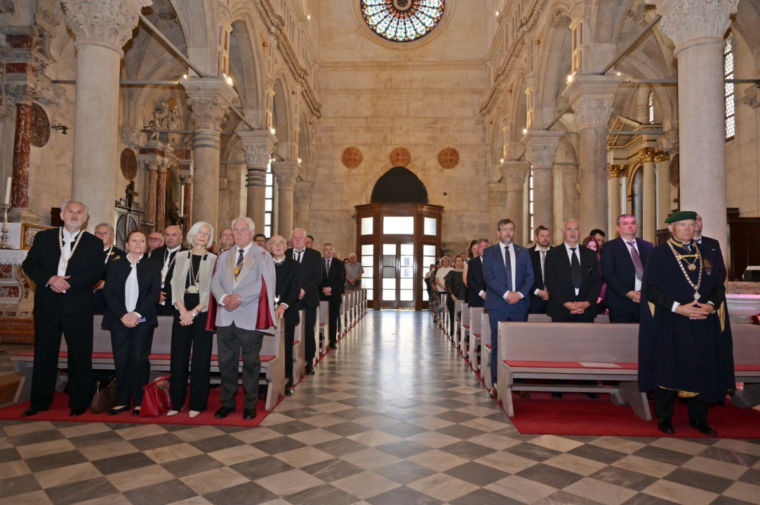 U Šibeniku održana svečanost Bratovštine hrvatskih vinskih vitezova 