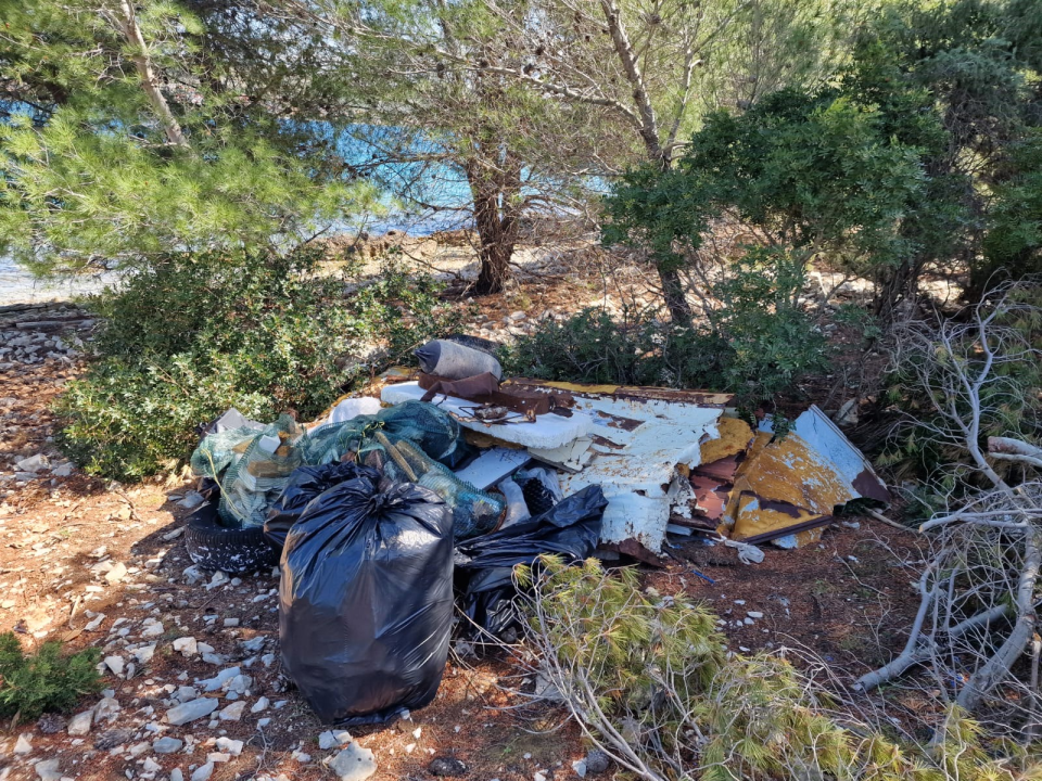 U sklopu projekta 'Rezolucija Zemlja' održana akcija čišćenja poluotoka Oštrice 